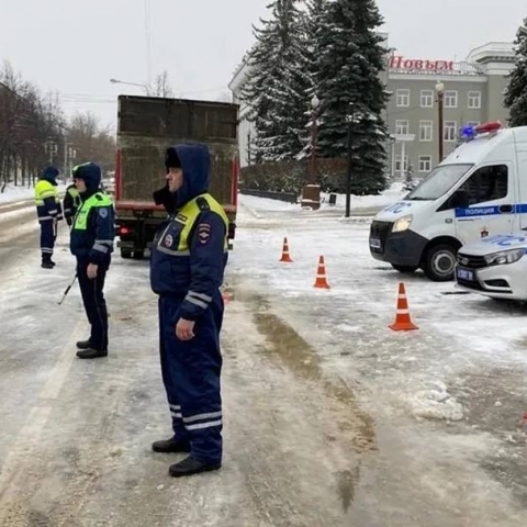 Поездки станут безопаснее: ГИБДД проверяет водителей автобусов в Ступине