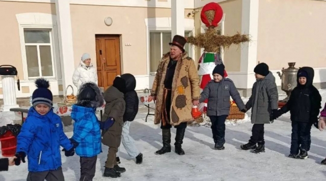 Фитнес после «блинной диеты»: масленичную гимнастику организовали в Егорьевском музее