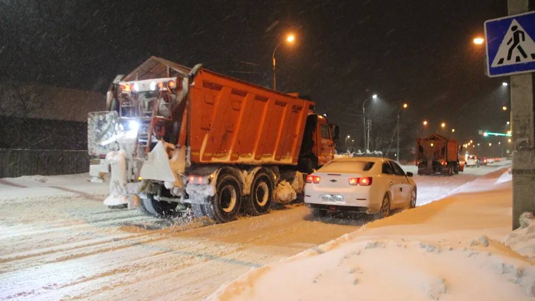 В Егорьевске коммунальщики ликвидируют последствия снегопада круглосуточно