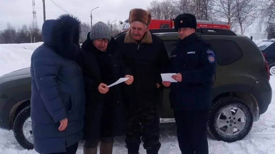 В Егорьевске пожарные провели рейд по безопасности печного отопления