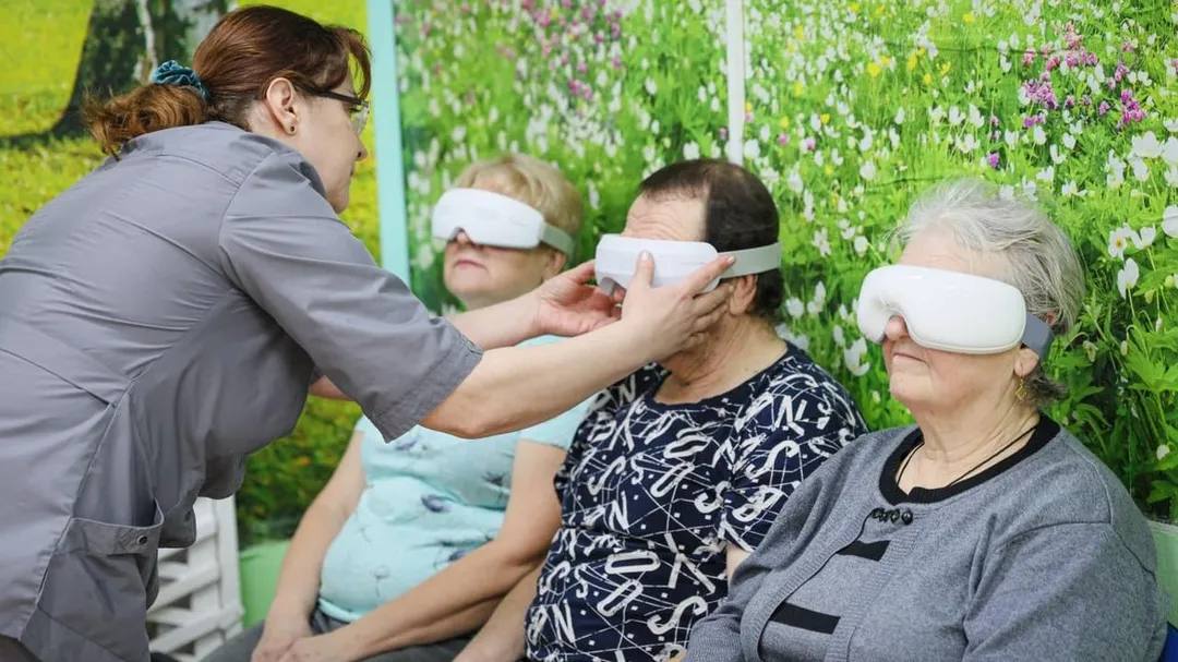 В деревне Губино для людей пожилого возраста открыли оздоровительные курсы