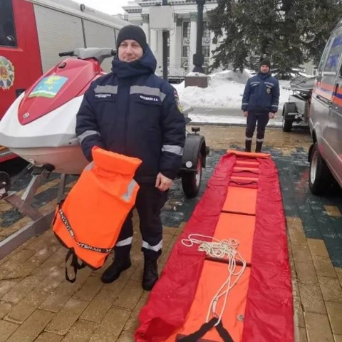 Лодки проверили, моторы завели: спасатели в Ступине готовятся встречать большую воду