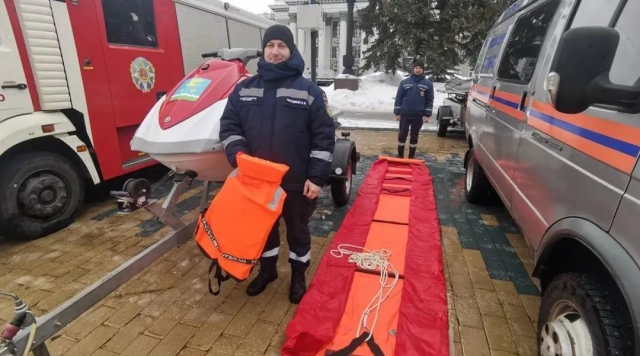 Лодки проверили, моторы завели: спасатели в Ступине готовятся встречать большую воду