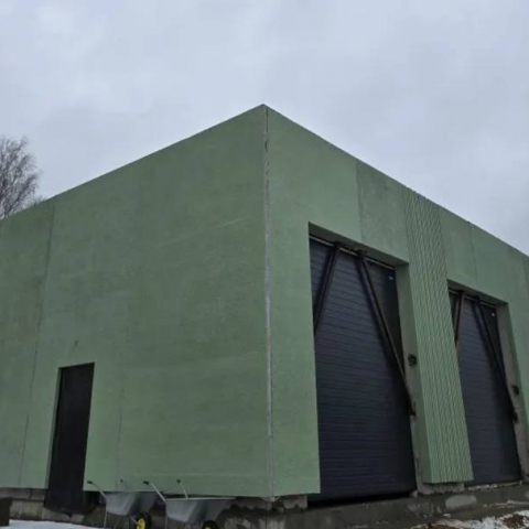 Три бригады, готовые к выезду: в селе Поречье достраивают объект, которого ждали десятилетиями